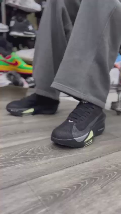 *Nike *ZoomX *Alphafly 3*